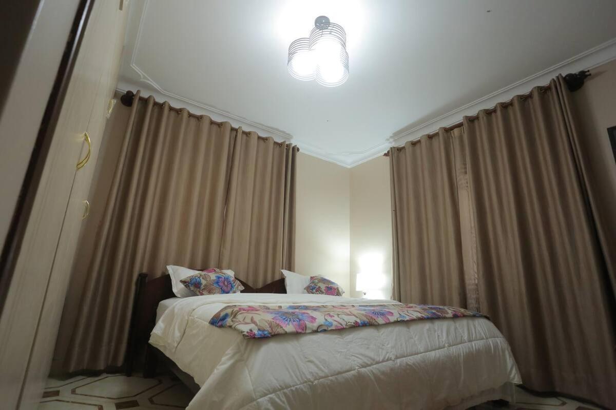 Precious Villas Lubowa エクステリア 写真