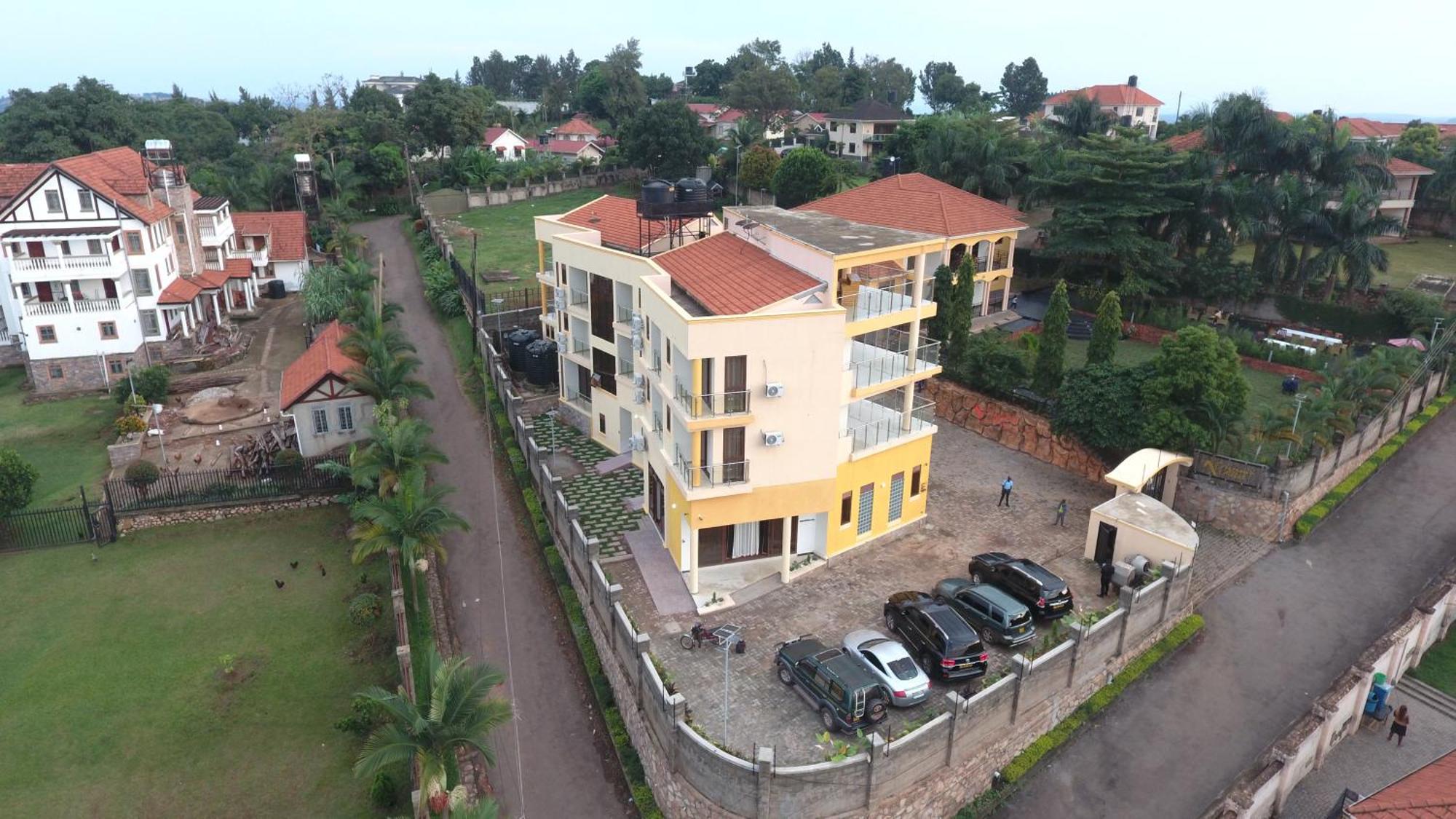 Precious Villas Lubowa エクステリア 写真