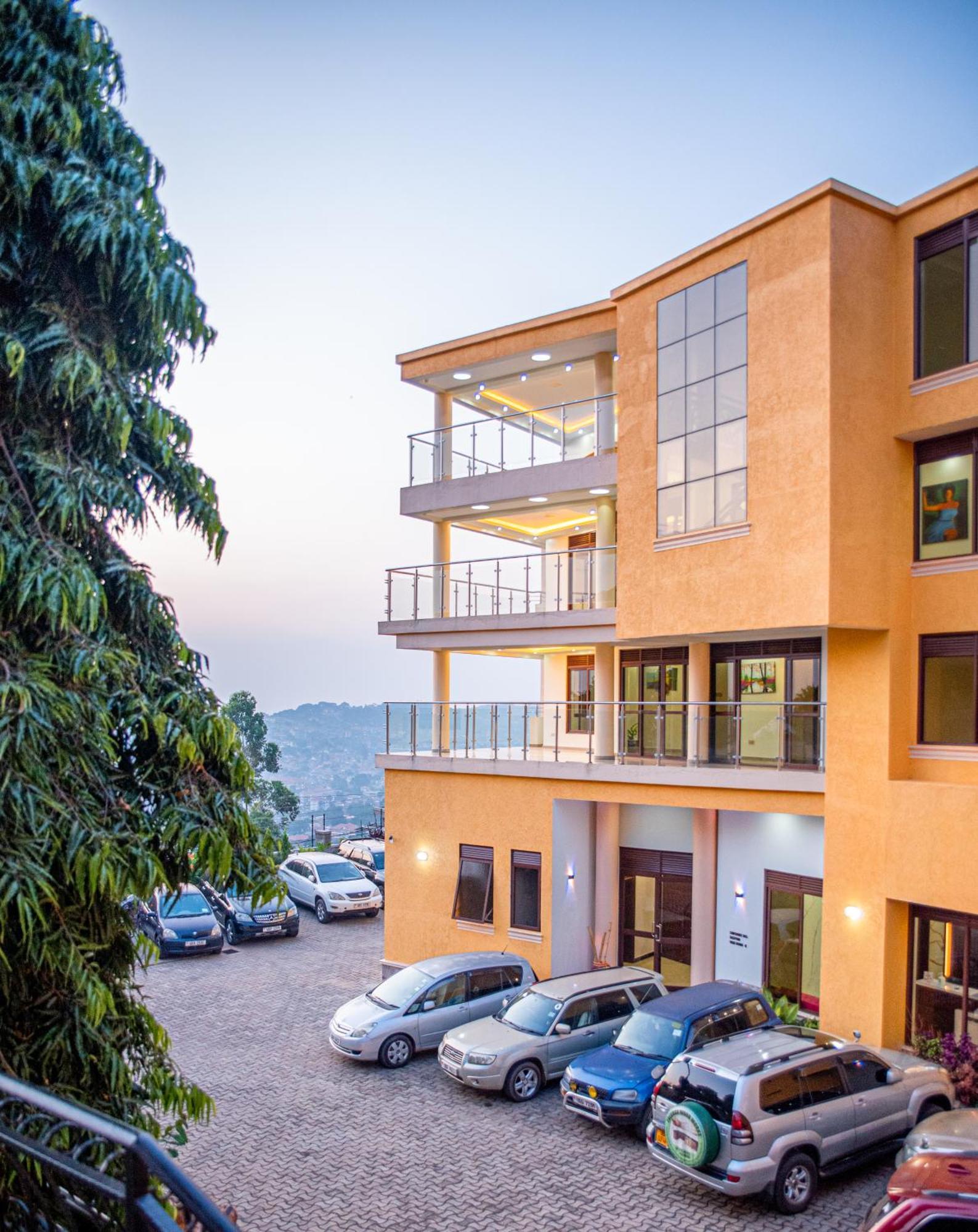 Precious Villas Lubowa エクステリア 写真